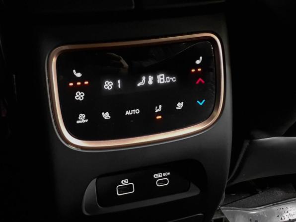 Exeed VX I Рестайлинг с пробегом 2024 года, цена 3 790 000 рублей, 31145 км, внедорожник, Автокод Объявления