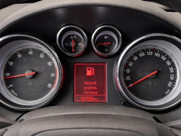 Opel Astra J Рестайлинг с пробегом 2012 года, цена 897 000 рублей, 107928 км, хэтчбек, Автокод Объявления