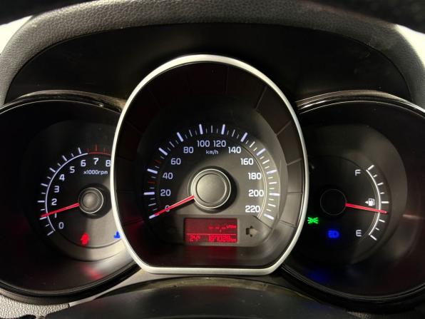 Kia Rio III Рестайлинг с пробегом 2015 года, цена 1 010 000 рублей, 167027 км, седан, Автокод Объявления