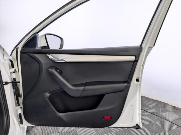 Skoda Octavia III (A7) Рестайлинг с пробегом 2020 года, цена 1 900 000 рублей, 73870 км, лифтбек, Автокод Объявления