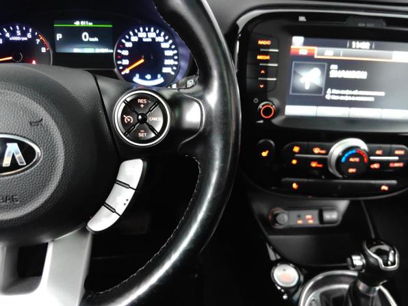 Kia Soul II Рестайлинг с пробегом 2017 года, цена 1 225 000 рублей, 214100 км, хэтчбек, Автокод Объявления