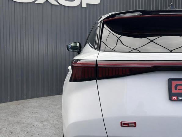 Omoda C5 I с пробегом 2022 года, цена 1 577 000 рублей, 90290 км, внедорожник, Автокод Объявления