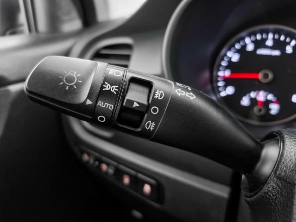 Kia Rio IV с пробегом 2017 года, цена 1 239 000 рублей, 120289 км, седан, Автокод Объявления