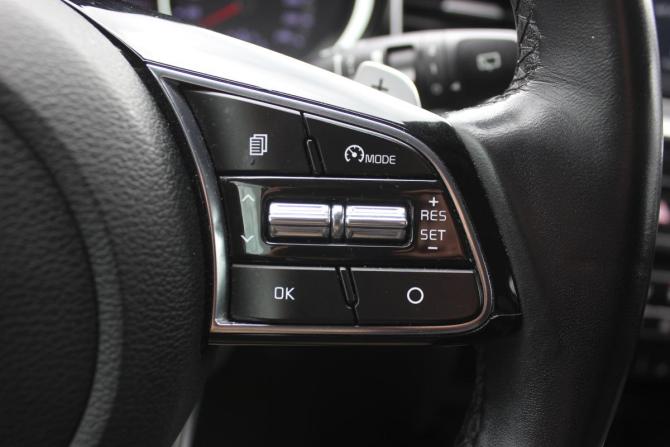 Kia Ceed III с пробегом 2018 года, цена 1 697 000 рублей, 96101 км, хэтчбек, Автокод Объявления