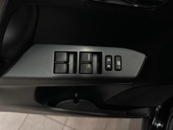 Toyota RAV4 IV (XA40) Рестайлинг с пробегом 2018 года, цена 1 920 000 рублей, 183596 км, внедорожник, Автокод Объявления