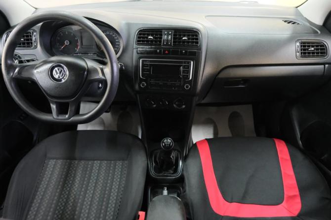 Volkswagen Polo V Рестайлинг с пробегом 2019 года, цена 799 000 рублей, 300217 км, седан, Автокод Объявления