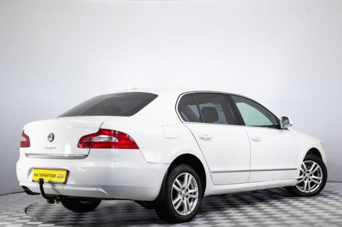 Skoda Superb II с пробегом 2011 года, цена 1 049 000 рублей, 301200 км, лифтбек, Автокод Объявления