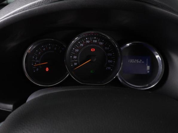 Renault Sandero II с пробегом 2018 года, цена 965 000 рублей, 130262 км, хэтчбек, Автокод Объявления