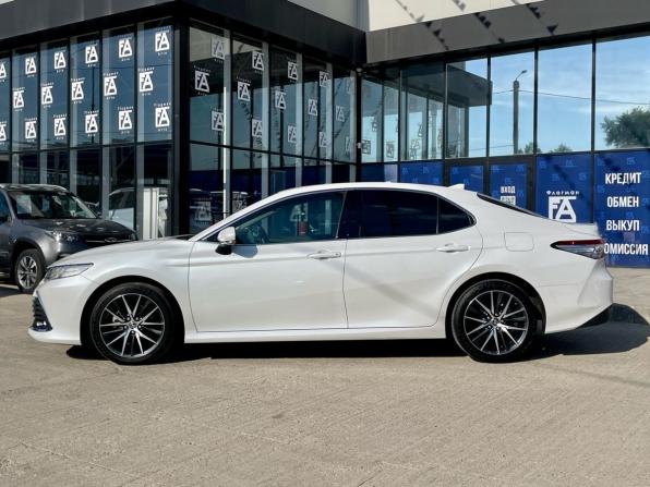 Toyota Camry VIII (XV70) Рестайлинг с пробегом 2021 года, цена 3 187 000 рублей, 118071 км, седан, Автокод Объявления