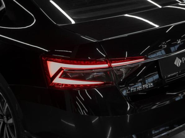 Skoda Superb III Рестайлинг с пробегом 2025 года, цена 3 250 000 рублей, 55 км, лифтбек, Автокод Объявления