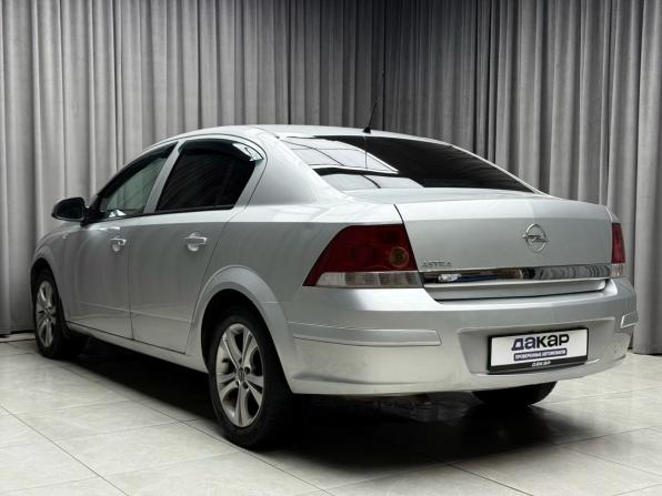 Opel Astra H Рестайлинг с пробегом 2011 года, цена 485 000 рублей, 185331 км, седан, Автокод Объявления