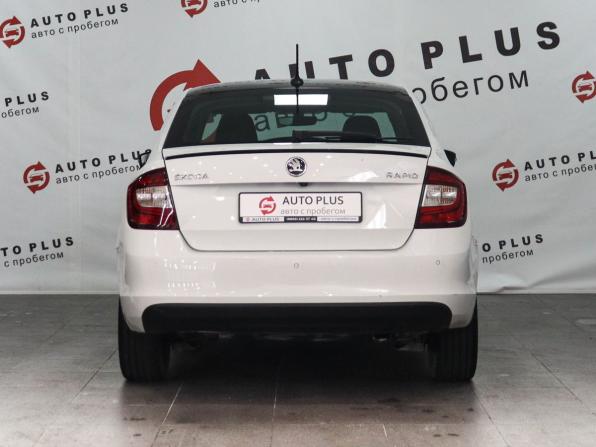 Skoda Rapid I Рестайлинг с пробегом 2017 года, цена 1 189 000 рублей, 216789 км, лифтбек, Автокод Объявления