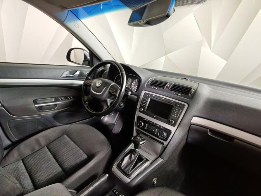 Skoda Octavia II (A5) Рестайлинг Москва  - изображение 13