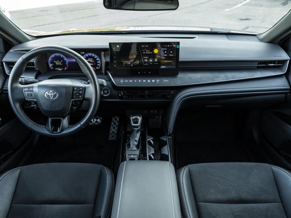 Toyota Camry IX (XV80) China Market с пробегом 2025 года, цена 3 700 000 рублей, 24436 км, седан, Автокод Объявления