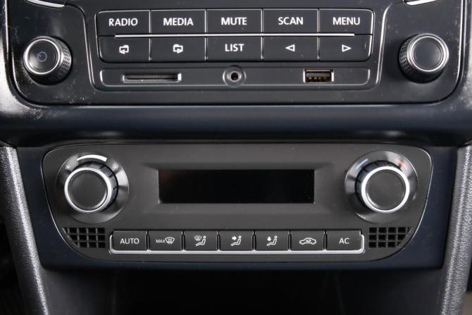Volkswagen Polo V с пробегом 2013 года, цена 699 000 рублей, 237500 км, седан, Автокод Объявления