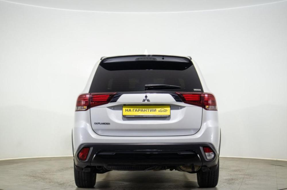 Mitsubishi Outlander III Рестайлинг 3 Оренбург  - изображение 6