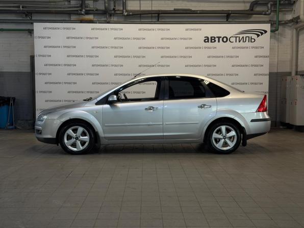 Ford Focus II с пробегом 2005 года, цена 379 000 рублей, 260000 км, седан, Автокод Объявления