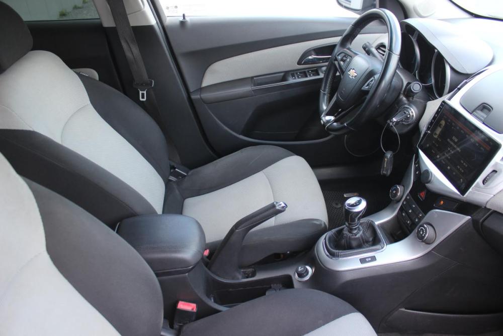 Chevrolet Cruze I Рестайлинг Белгород  - изображение 14