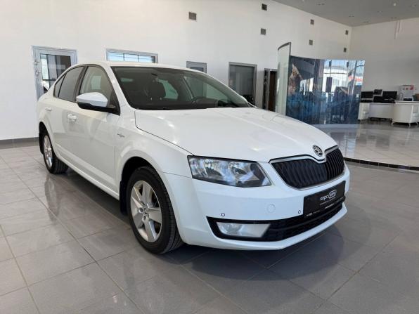 Skoda Octavia III (A7) с пробегом 2016 года, цена 1 220 000 рублей, 215293 км, лифтбек, Автокод Объявления