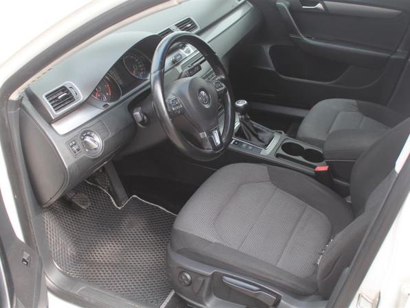 Volkswagen Passat B7 с пробегом 2011 года, цена 970 000 рублей, 215806 км, седан, Автокод Объявления