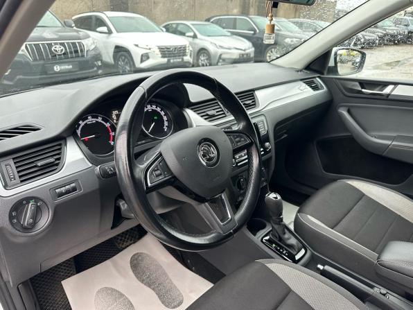 Skoda Rapid I Рестайлинг с пробегом 2018 года, цена 1 100 000 рублей, 110000 км, лифтбек, Автокод Объявления