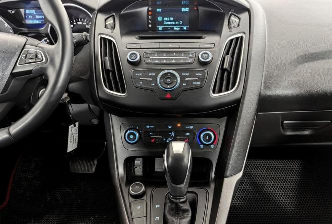 Ford Focus III Рестайлинг с пробегом 2018 года, цена 1 025 000 рублей, 91009 км, хэтчбек, Автокод Объявления