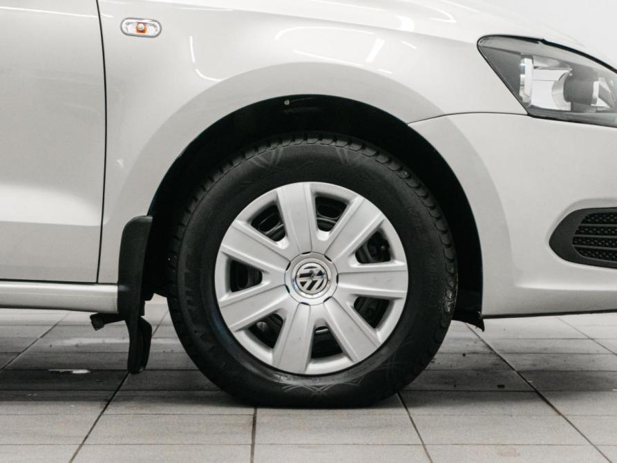 Volkswagen Polo V Красноярск  - изображение 27