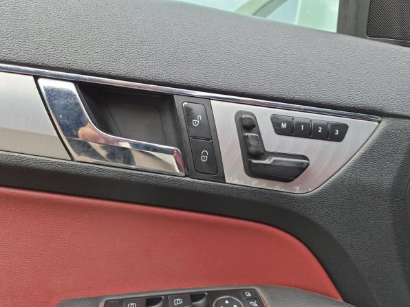 Mercedes-Benz E-Класс IV (W212 S212 C207) с пробегом 2009 года, цена 1 557 000 рублей, 350039 км, купе, Автокод Объявления