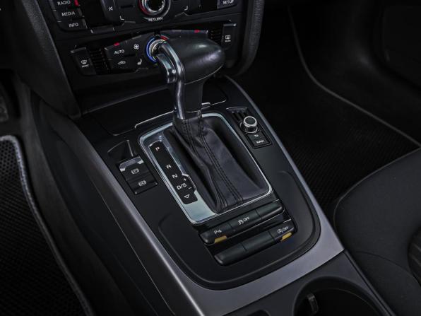 Audi A4 IV (B8) Рестайлинг с пробегом 2013 года, цена 1 429 000 рублей, 150027 км, седан, Автокод Объявления