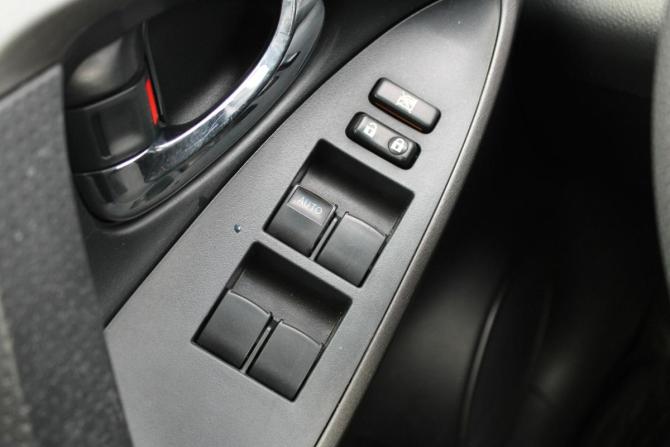 Toyota RAV4 III (XA30) Рестайлинг с пробегом 2012 года, цена 1 390 000 рублей, 179000 км, внедорожник, Автокод Объявления