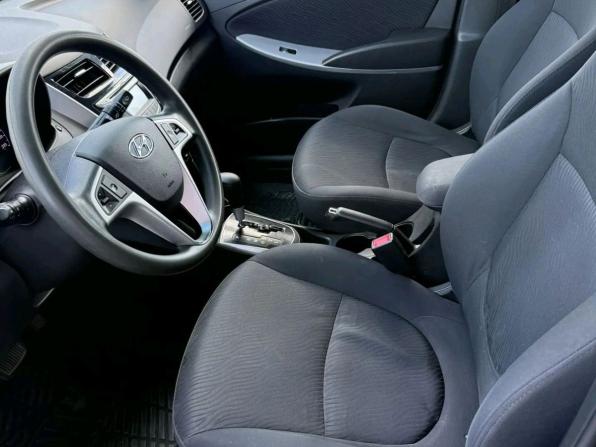 Hyundai Solaris I с пробегом 2013 года, цена 917 000 рублей, 150000 км, седан, Автокод Объявления