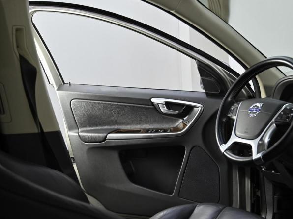 Volvo XC60 I с пробегом 2012 года, цена 1 299 000 рублей, 167000 км, внедорожник, Автокод Объявления