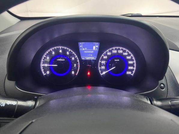 Hyundai Solaris I с пробегом 2013 года, цена 725 000 рублей, 169730 км, седан, Автокод Объявления