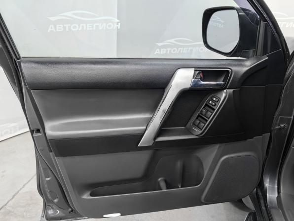Toyota Land Cruiser Prado 150 Series с пробегом 2010 года, цена 2 650 000 рублей, 229059 км, внедорожник, Автокод Объявления