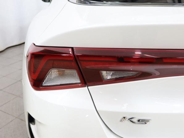 Kia K5 III с пробегом 2021 года, цена 2 790 000 рублей, 82424 км, седан, Автокод Объявления