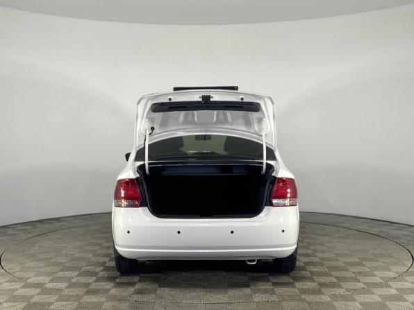 Volkswagen Polo V с пробегом 2013 года, цена 830 000 рублей, 111456 км, седан, Автокод Объявления