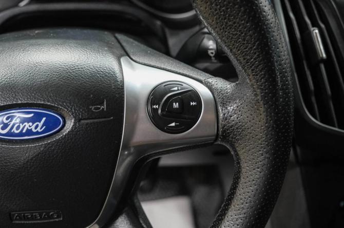 Ford Focus III с пробегом 2012 года, цена 649 000 рублей, 148000 км, хэтчбек, Автокод Объявления