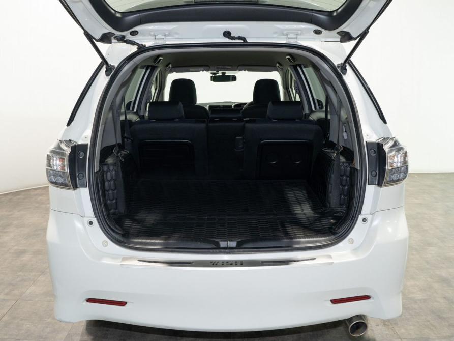 Toyota Wish II Рестайлинг Чита  - изображение 16