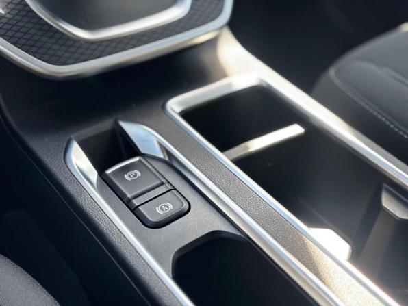Haval M6 II с пробегом 2023 года, цена 1 720 000 рублей, 40948 км, внедорожник, Автокод Объявления