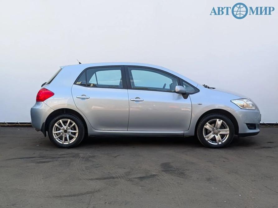 Toyota Auris I Москва  - изображение 4