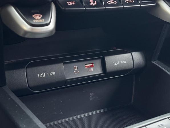 Kia Rio IV с пробегом 2018 года, цена 1 450 000 рублей, 63816 км, седан, Автокод Объявления