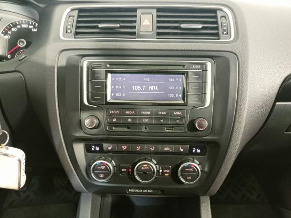 Volkswagen Jetta VI с пробегом 2014 года, цена 889 000 рублей, 170000 км, седан, Автокод Объявления