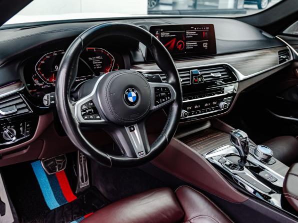 BMW 5 серии VII (G30/G31/G38) Рестайлинг с пробегом 2020 года, цена 4 500 000 рублей, 59007 км, седан, Автокод Объявления