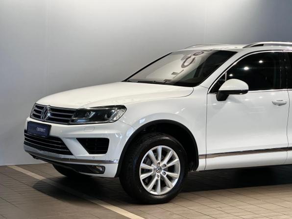 Volkswagen Touareg II Рестайлинг с пробегом 2017 года, цена 2 730 000 рублей, 228061 км, внедорожник, Автокод Объявления