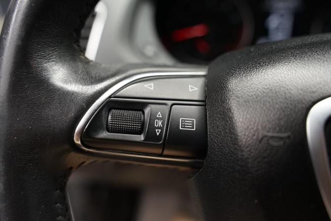 Audi Q3 I (8U) с пробегом 2013 года, цена 1 194 000 рублей, 143254 км, внедорожник, Автокод Объявления