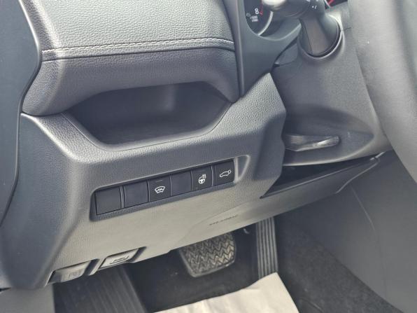 Toyota RAV4 V (XA50) с пробегом 2021 года, цена 3 599 995 рублей, 84407 км, внедорожник, Автокод Объявления