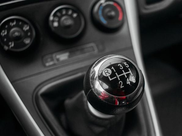 Toyota Auris I Рестайлинг с пробегом 2012 года, цена 970 000 рублей, 165895 км, хэтчбек, Автокод Объявления