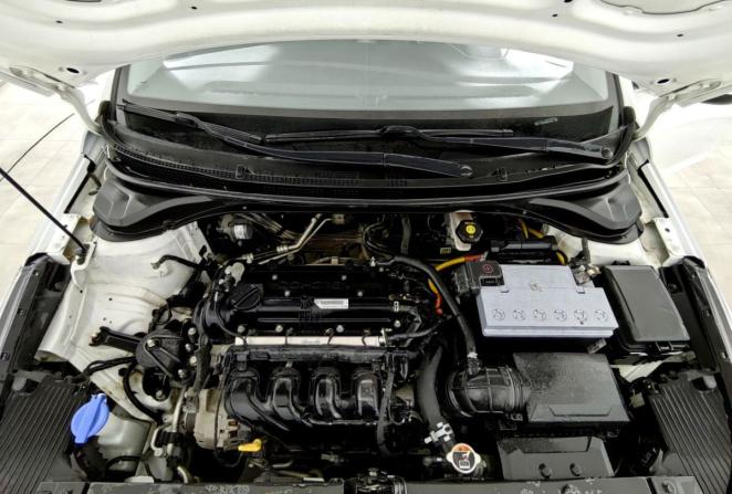 Hyundai Solaris II с пробегом 2018 года, цена 1 375 000 рублей, 138000 км, седан, Автокод Объявления
