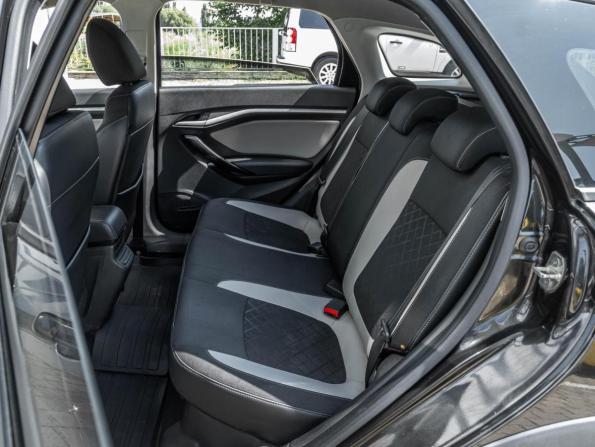Lada (ВАЗ) Vesta I с пробегом 2018 года, цена 925 650 рублей, 111894 км, универсал, Автокод Объявления