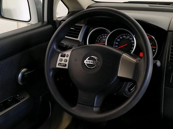Nissan Tiida I Рестайлинг с пробегом 2013 года, цена 1 049 000 рублей, 65605 км, хэтчбек, Автокод Объявления